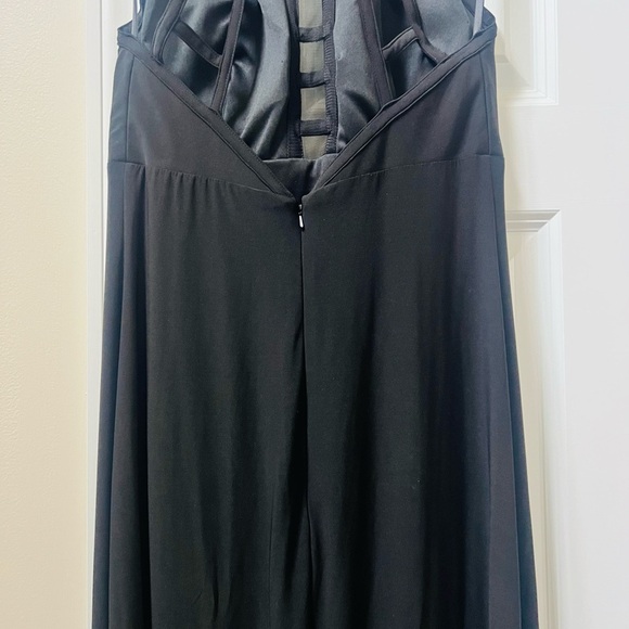 NWT Chic Black Backless Maxi Gown size 12 - Picture 6 of 10